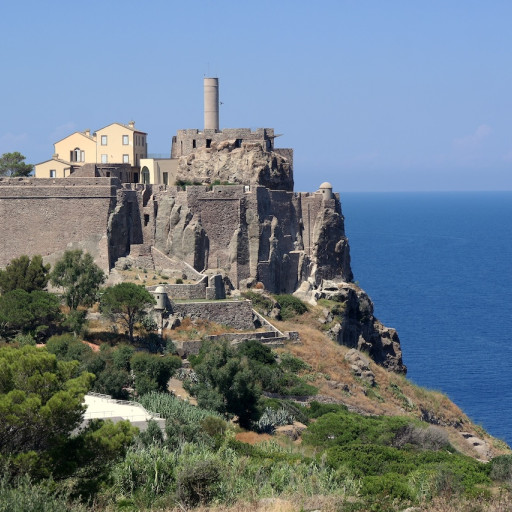 Capraia Isola